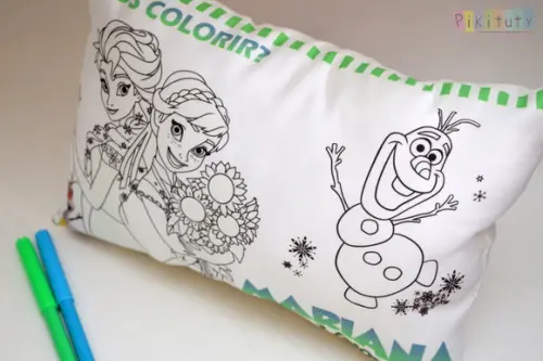Almofada para colorir c/ 4 canetinhas