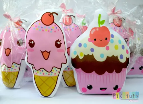 Almofada Personagem - Cupcake e Sorvete