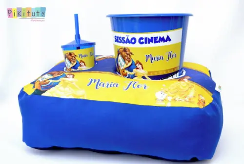 Almofada Porta Pipoca - A Bela e a Fera