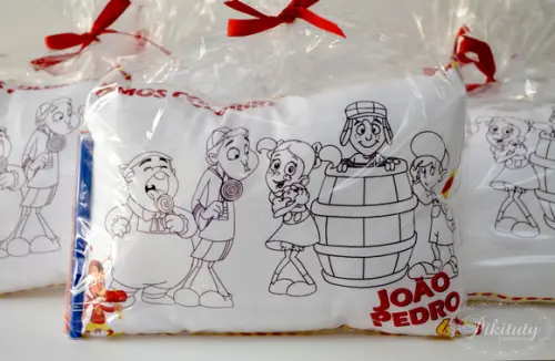Almofadas para Colorir