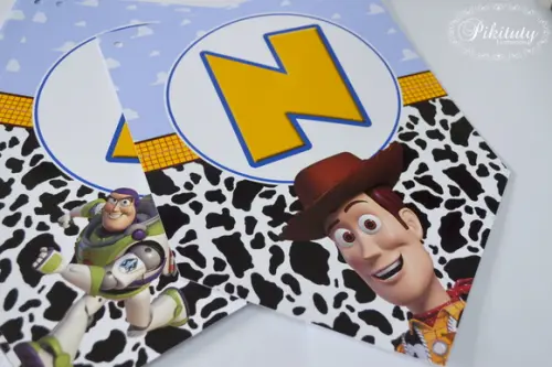 Bandeirolas Grandes Toy Story