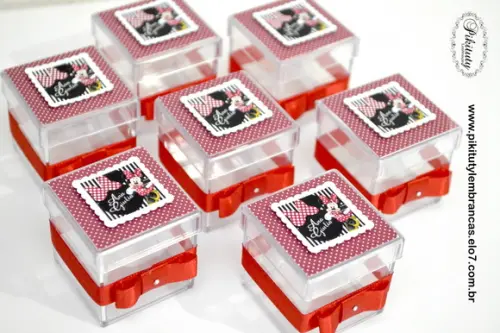Caixinha 4x4 com apliques 3D