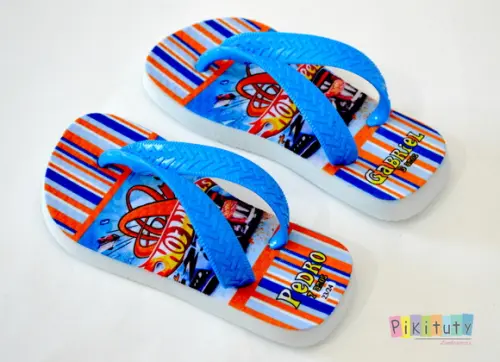 Chinelo Hotwheels