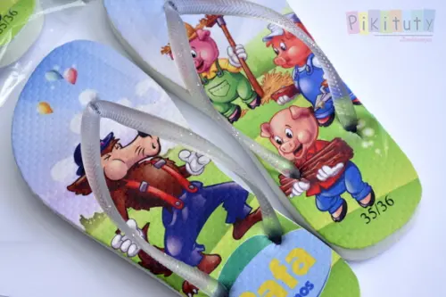 Chinelo Personalizado Os 3 porquinhos