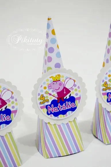 Cone Pirâmide c/ Aplique 3D