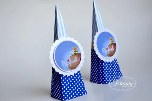 Cone Pirâmide com Aplique