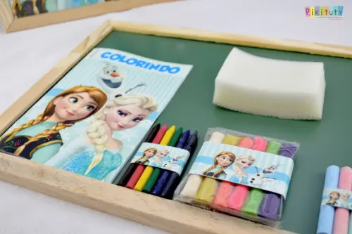 Kit Brincando de escolinha - Frozen