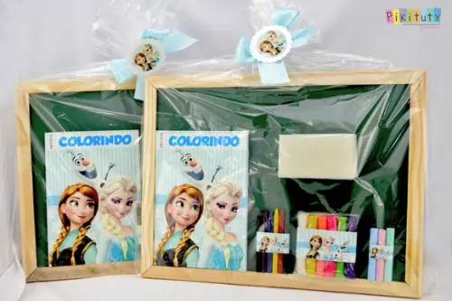 Kit Brincando de escolinha - Frozen