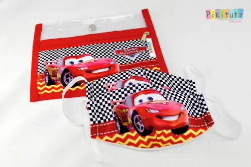 Kit c/1 Porta máscara + 2 máscaras de proteção Carros Disney