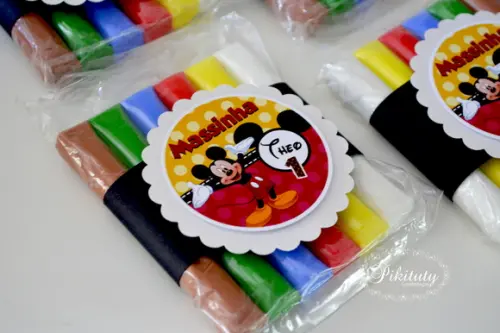 Kit Colorir + Massinha na maletinha