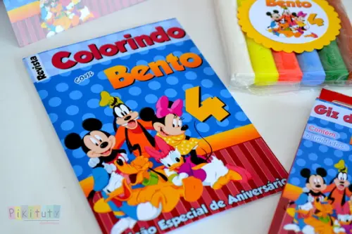 Kit colorir médio c/ massinha