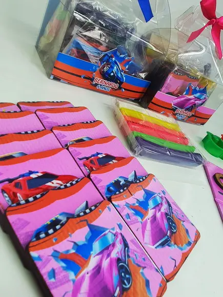 Kit Diversão com Jogo da Memória - Hot Wheels