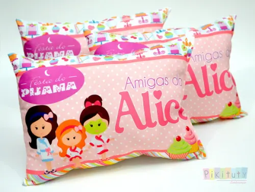 Kit Festa do Pijama +chinelo +Kit dental