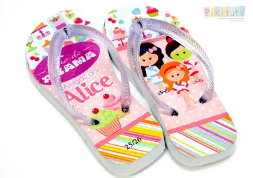 Kit Festa do Pijama +chinelo +Kit dental