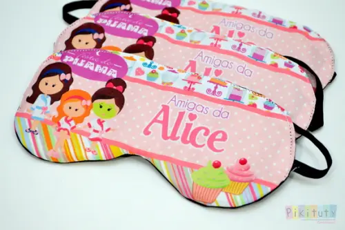 Kit Festa do Pijama +chinelo +Kit dental