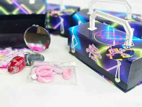 Kit Maquiagem - Maleta em Cartonagem - Neon