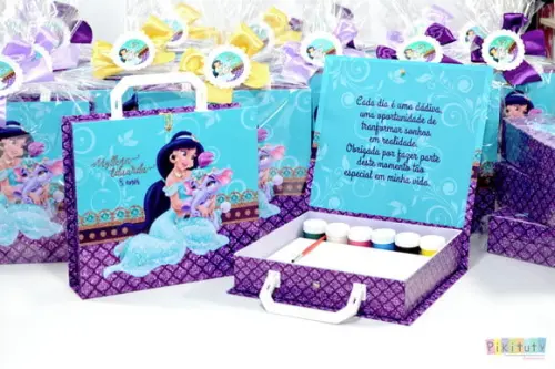 Kit Pintura com Maleta em Cartonagem