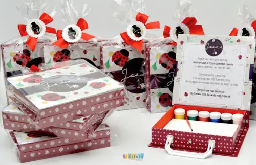 Kit pintura com maleta em cartonagem - Joaninha