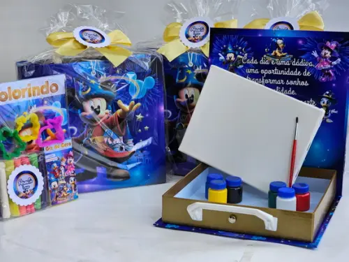 Kit Pintura e Colorir com Massinha em Cartonagem - Disney