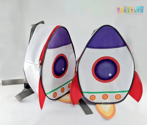 Mochila em Formato de Foguete