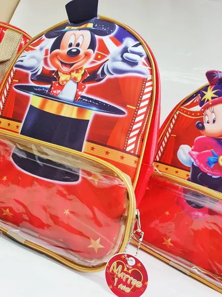 Mochila em Verniz com Aplique 3d - Circo do Mickey e Minnie