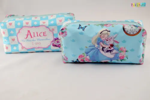 Necessaire / Estojo Alice no Pais das Maravilhas