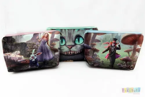 Necessaire Alice no País das Maravilhas
