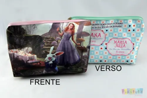 Necessaire Alice no País das Maravilhas