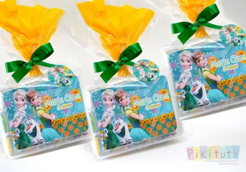 Novidade! Kit colorir na Caixa - Frozen