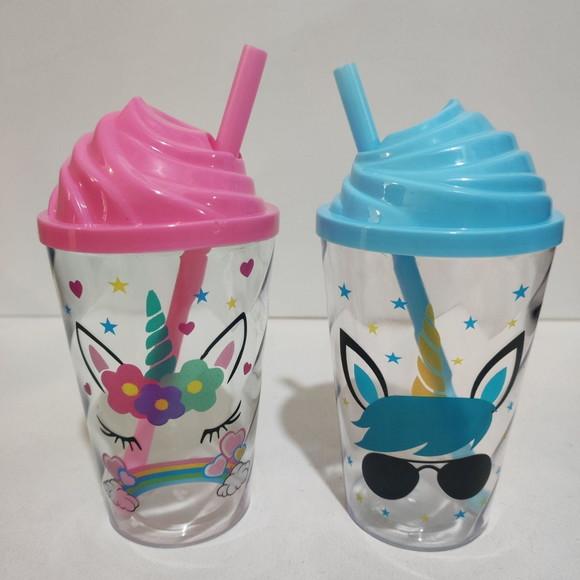 Copo com Tampa Chatily do Unicornio