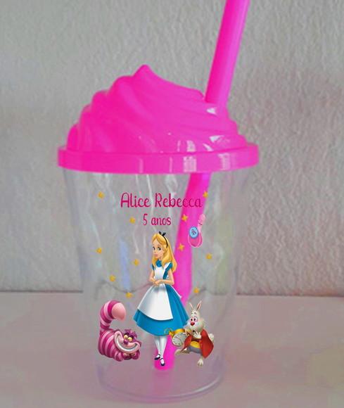 Copo Twister com a Tampa Chantilly da Alice