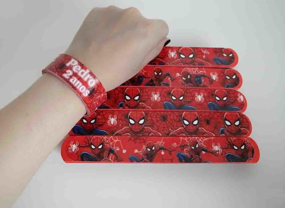 Pulseira Bate e Enrola do Homem Aranha