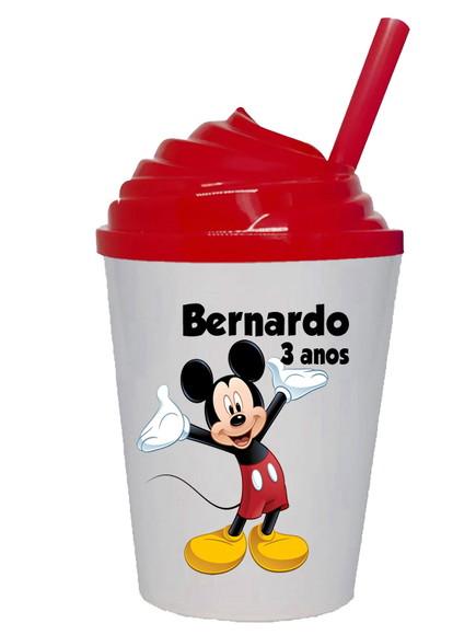 Copo Twister com a Tampa Chantilly do Mickey