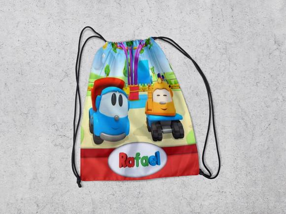 Mochilinha Personalizada Leo e o Caminhão