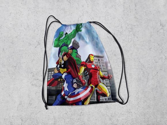 Mochilinha Personalizada Vingadores