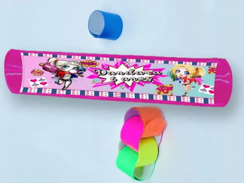 Pulseira Bate e Enrola da Arlequina