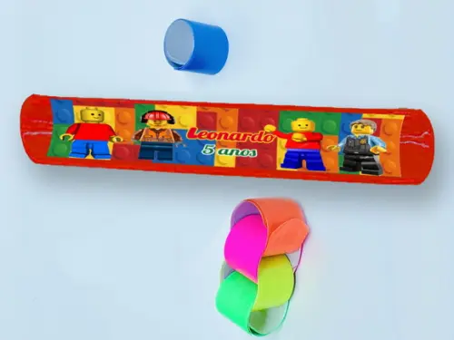 Pulseira Bate e Enrola da Lego Lembrancinhas de Aniversario