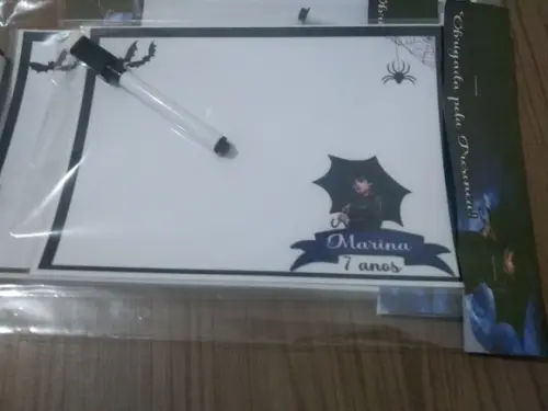 Lousa Magica 20x15 Personalizada + Canetinha Wandinha