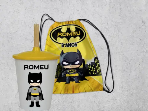 Mochila com Copo do Batman Cute