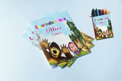 Kit Colorir Livrinhos com Giz de Cera da Marsha e o Urso