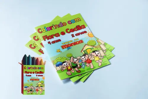 Revista de Colorir Giz de Cera da Turma Monica