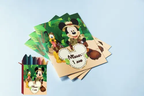 Revistinha e Giz de Cera para Colorir Mickey Safari