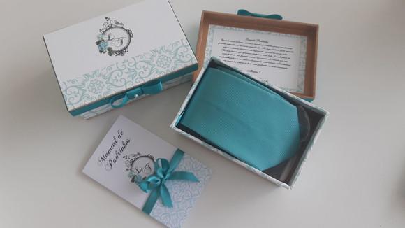 Kit Caixa Personalizada com Gravata e Manual de Padrinhos