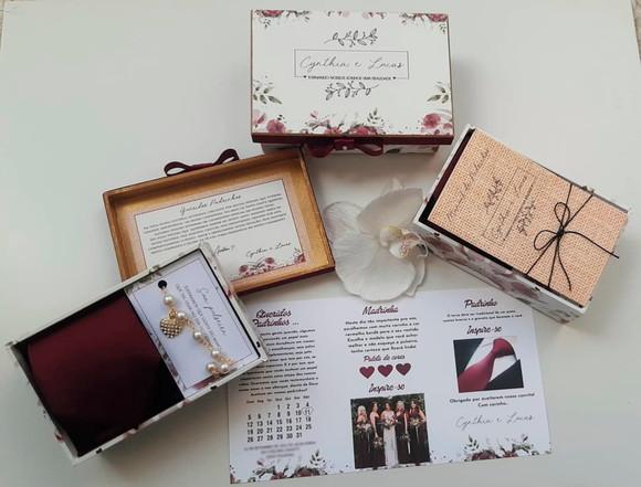 Kit Caixa Pulseira, gravata e manual de padrinhos
