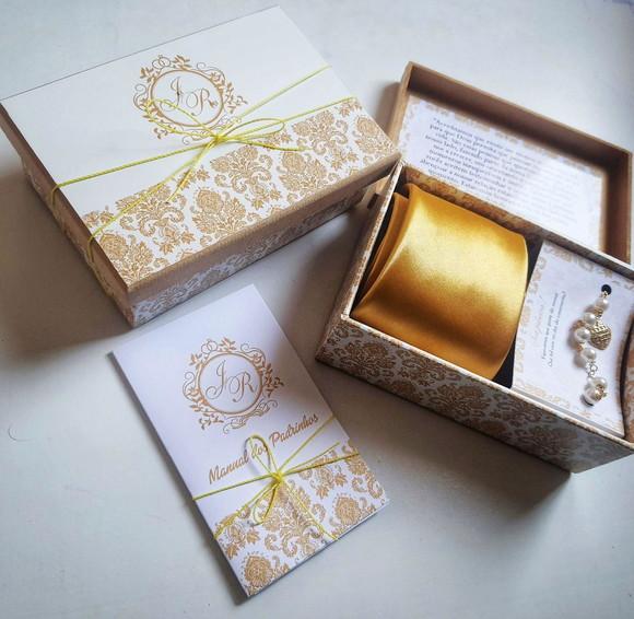 Kit Caixa Pulseira, Gravata E Manual De Padrinhos