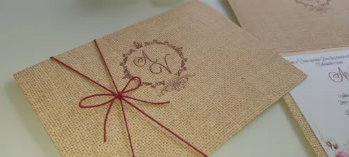 Convite de Casamento Rústico com Cordão Novo