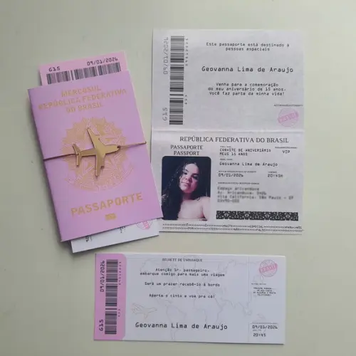 Convite Passaporte 15 Anos com Avião de Acrilico