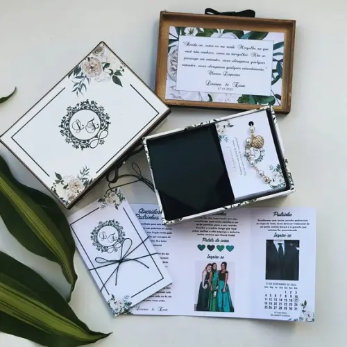 Kit Caixa Pulseira, Gravata e Manual de Padrinhos