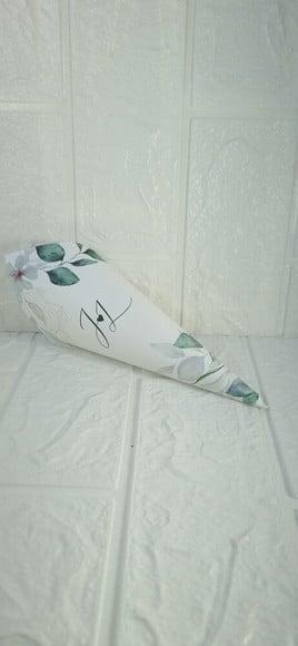 Cone para Pétala de Rosas Casamento Folhagem