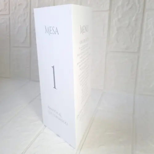 Menu Cardápio Triângulo para Casamento Prisma